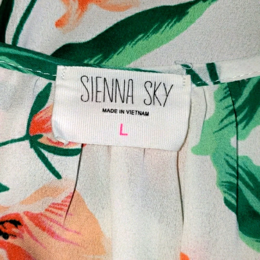 Sienna Sky Bundle of 2 Women's Blouses - Picture 4 of 9